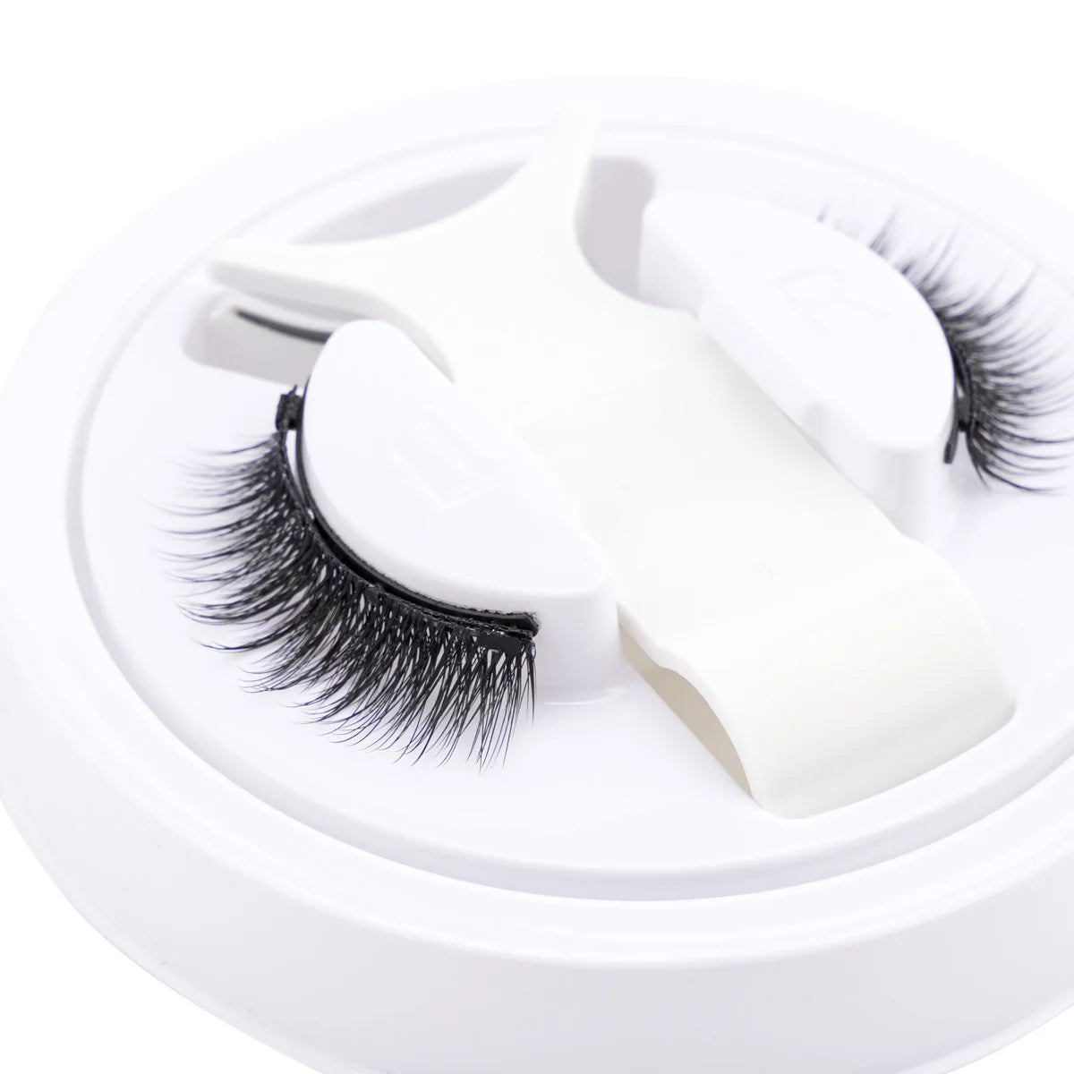 Magnetic Eyelash & Tweezers Set